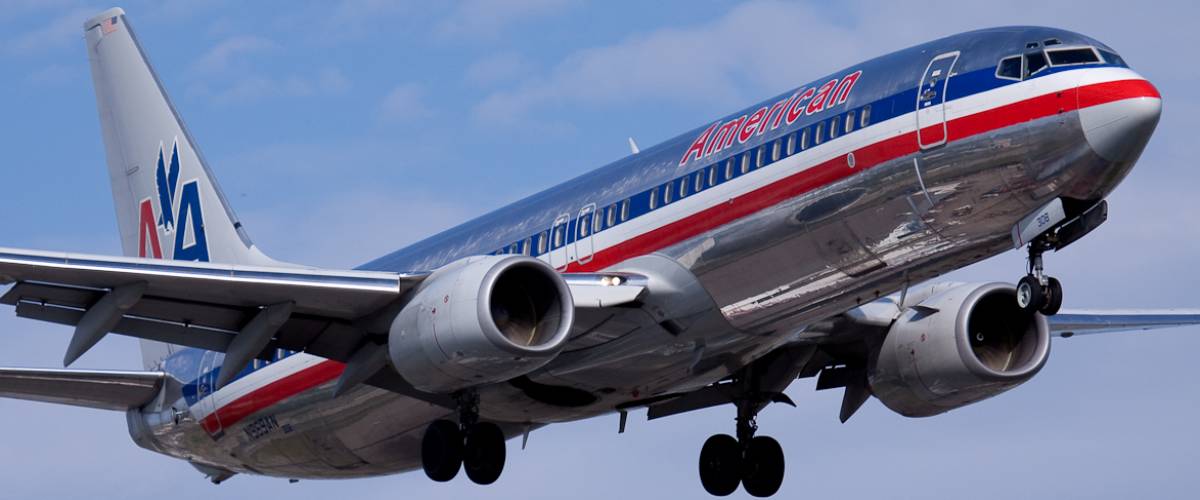 American Airlines plane