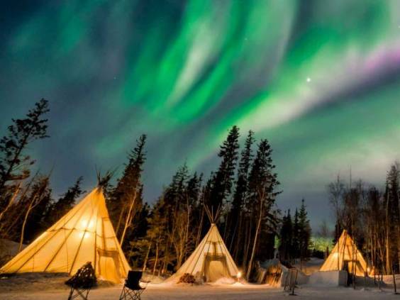 A wonderful night the northern lights at Aurora Village in Yellowknife.