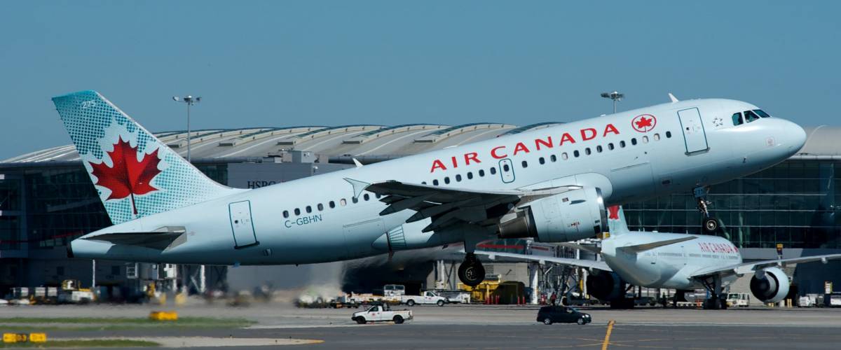 Air Canada plane