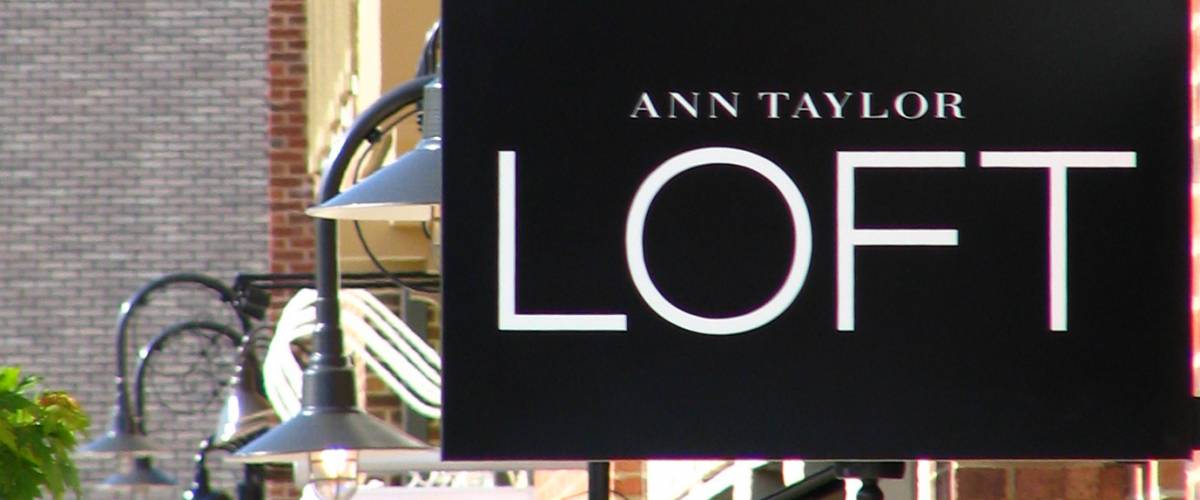 Black sign for Ann Taylor LOFT store