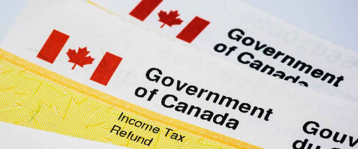 Government of Canada income tax refund checks.
