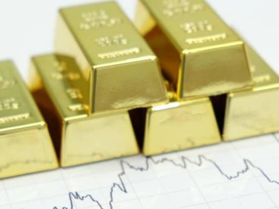 Want To Make Money In Gold? Read These Tips.