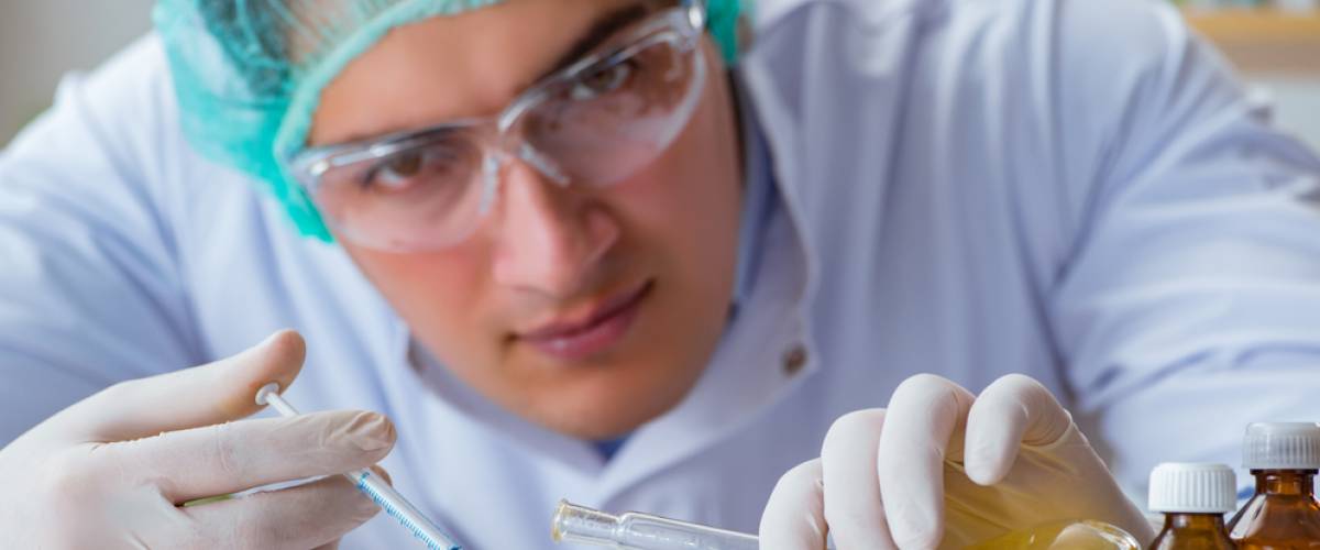 Biotechnology scientist working in the laboratory