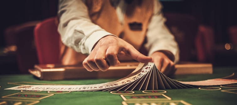 How to identify the warning signs of the "invisible addiction" of gambling